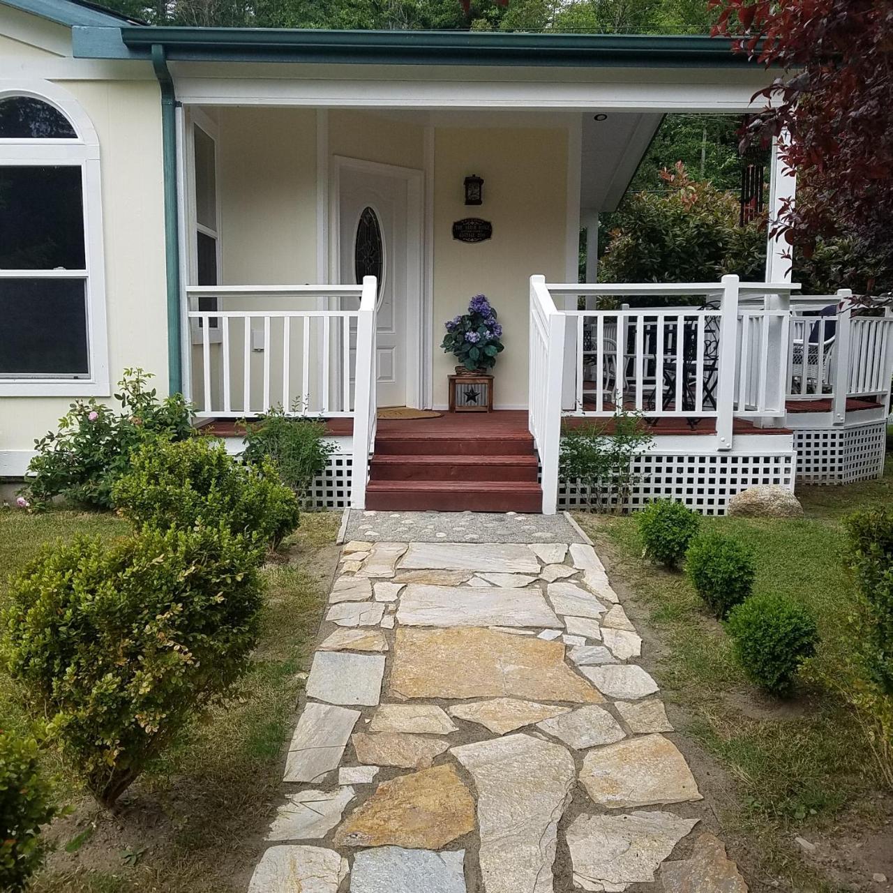 Arbor Rouge Cottage Clinton Εξωτερικό φωτογραφία